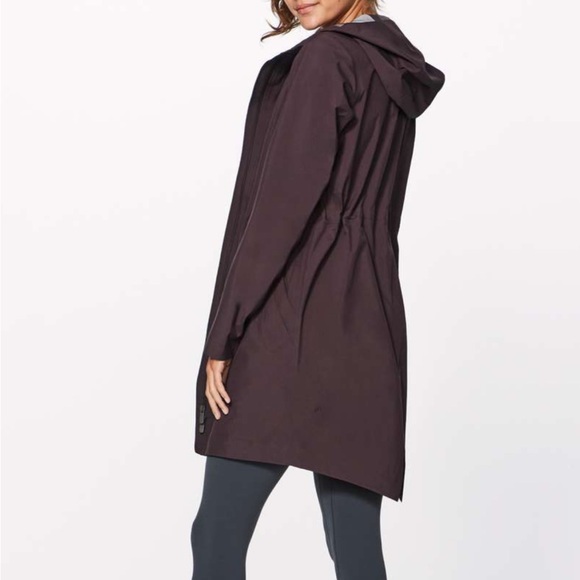 lululemon Rain Haven Jacket - Picture 3 of 12